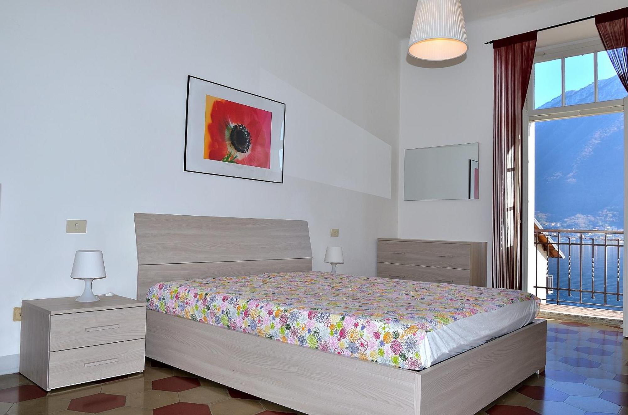 The Romantic Village House - Apartments With Lake View Colonno Eksteriør billede